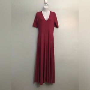 Agnes & Dora V-Neck Maxi Dress